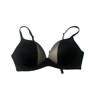NWT Body by Victoria's Secret Lightly Lined No Wire Bra in Black/Mesh